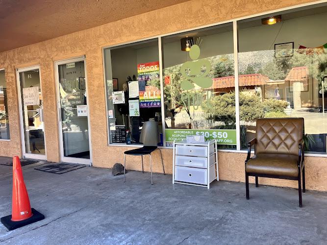 Stuck Community Acupuncture clinic