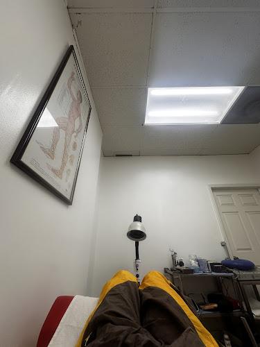 Lim Acupuncture & Herbs Clinic clinic