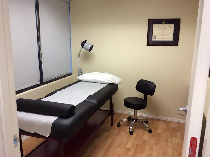 Chia Acupuncture, Herbology and Wellness clinic