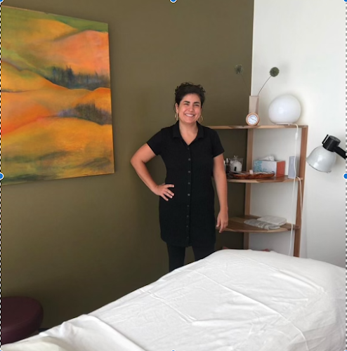 Emily Haddad Acupuncture clinic