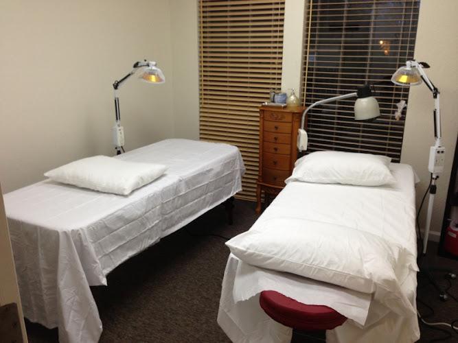 Dzogchen Healing Center clinic