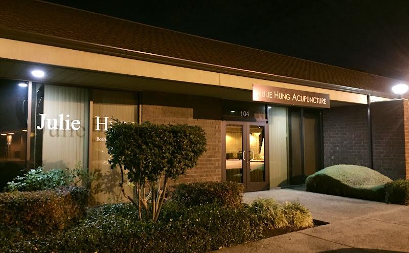 Julie Hung Acupuncture clinic