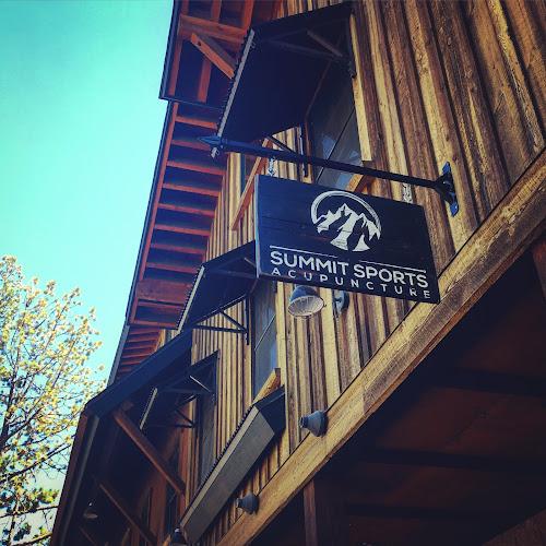Summit Sports Acupuncture clinic