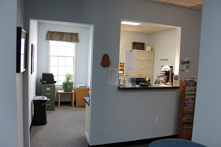 Dr. Charles B. Lerner MSAc, D.C. clinic