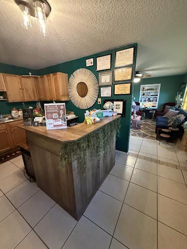 Divine Acupuncture and Wellness clinic