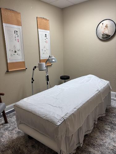 HE Acupuncture & Herbs LLC clinic