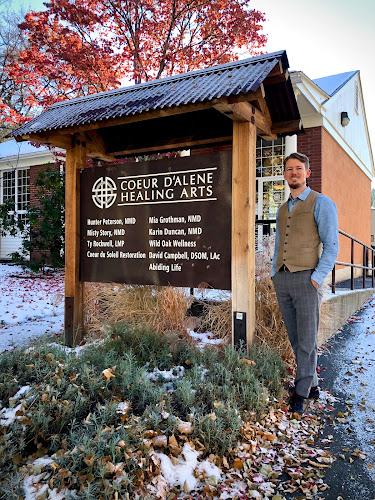 Wild Oak Wellness clinic