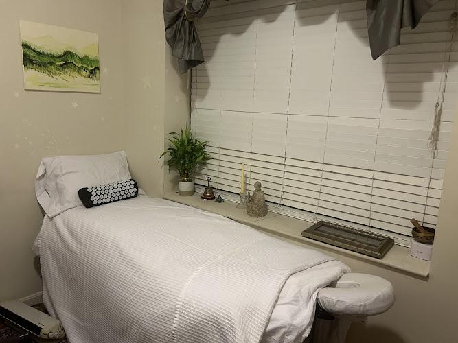 Healing Acupuncture & Beyond clinic