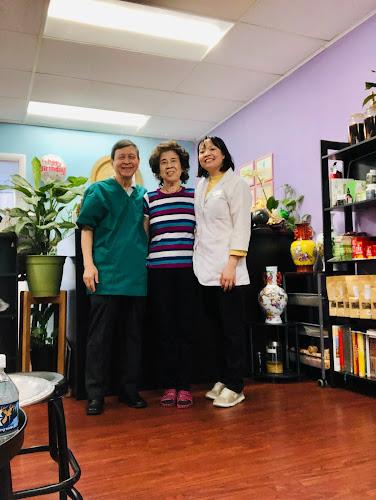 LAVAN ACUPUNCTURE & HERBAL CLINIC clinic