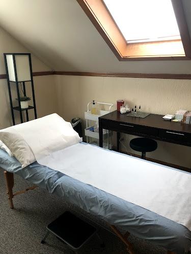 Lynnie Low Acupuncture clinic