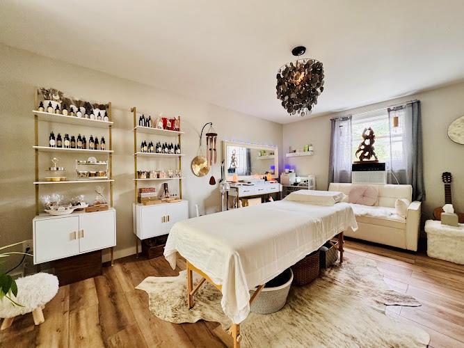 Kelly's Holistic Healing Arts clinic