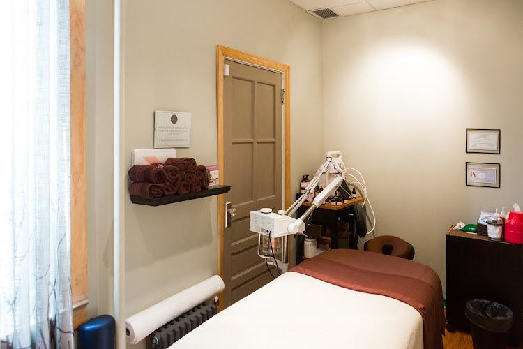 Oak Point Massage and Acupuncture clinic
