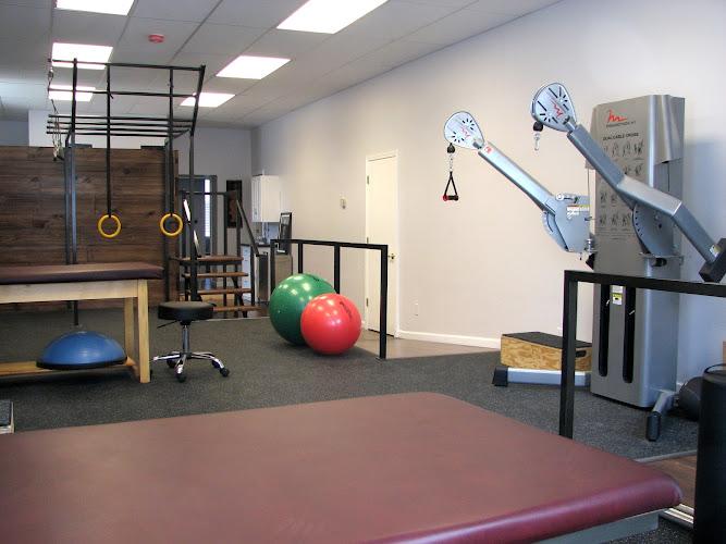 Pivot Acupuncture & Physical Therapy clinic