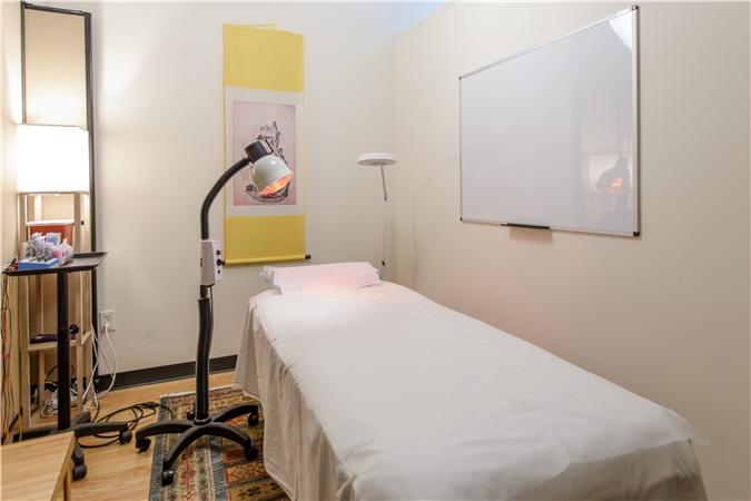 Tim Klemt Acupuncture clinic