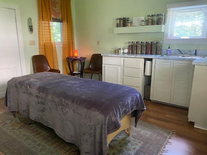 Mountain Heart Acupuncture clinic