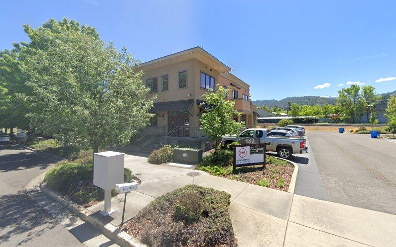 Bendat Kenneth Acupuncturist clinic