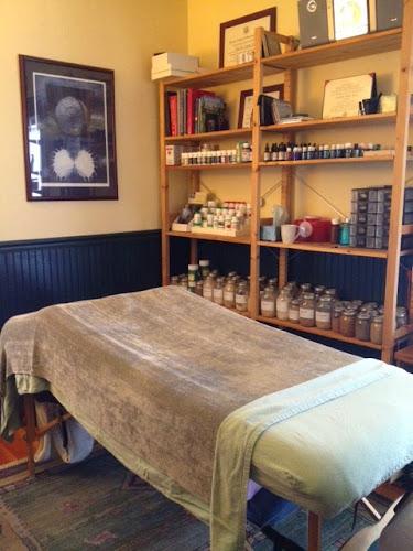 Jennifer Buys, LAc., LMT clinic