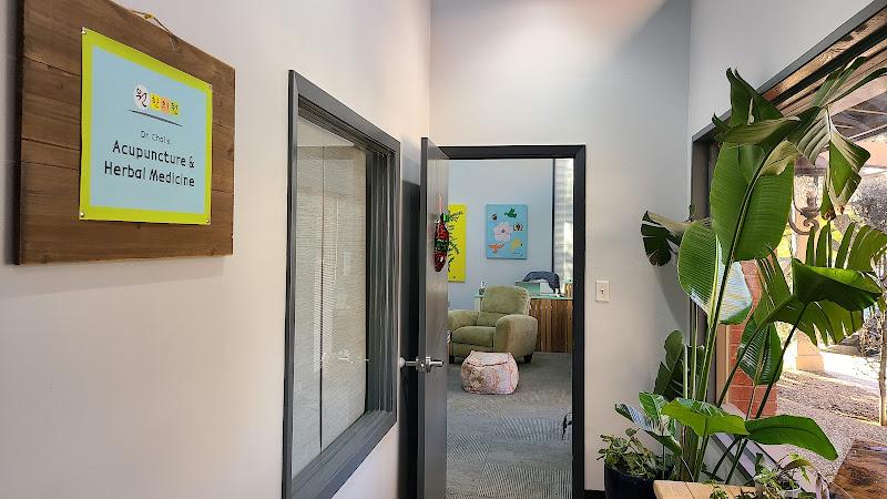 Dr. Choi's Acupuncture & Herbal Medicine clinic