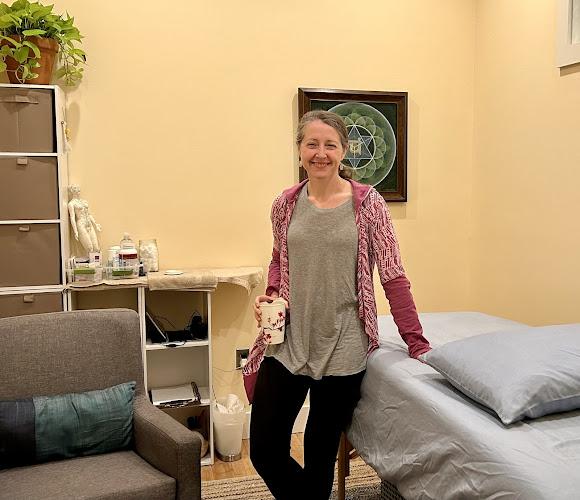 Kendra Ward, LAc clinic