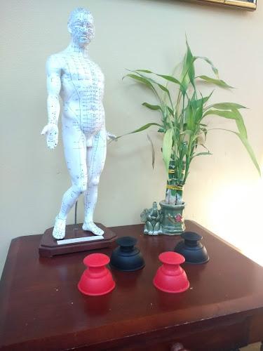 Kathy West, Acupuncturist clinic