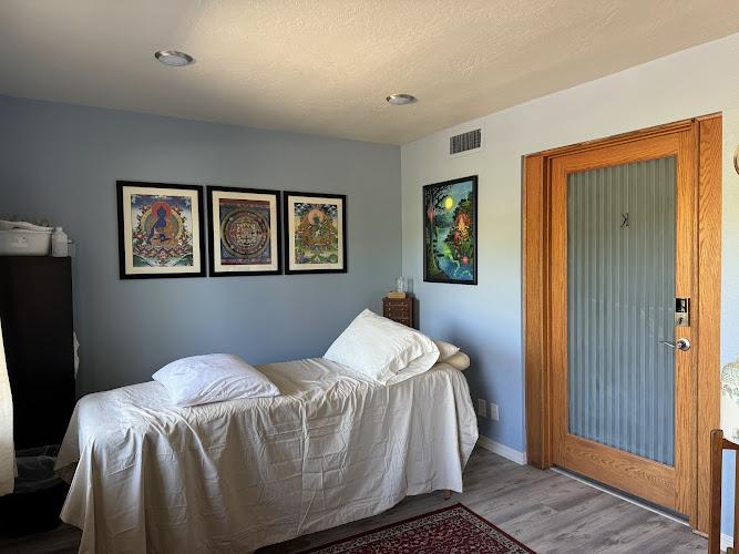 Dr. Autumn Edwards, Sedona Acupuncture Psychic Shaman clinic