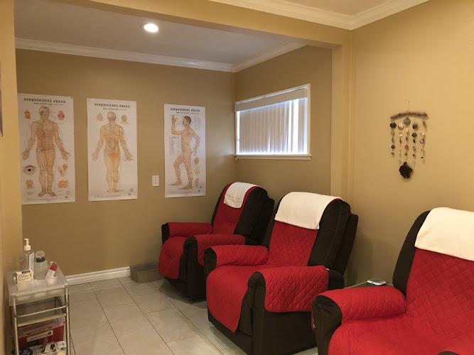 Glowing Turtle Community Acupuncture clinic