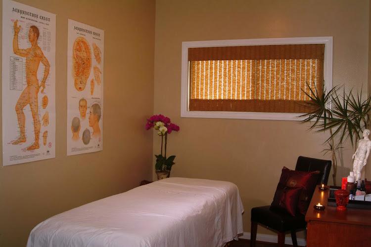 Revive Qi Health and Fertility Center (Acupuncture & Natural Medicine) clinic