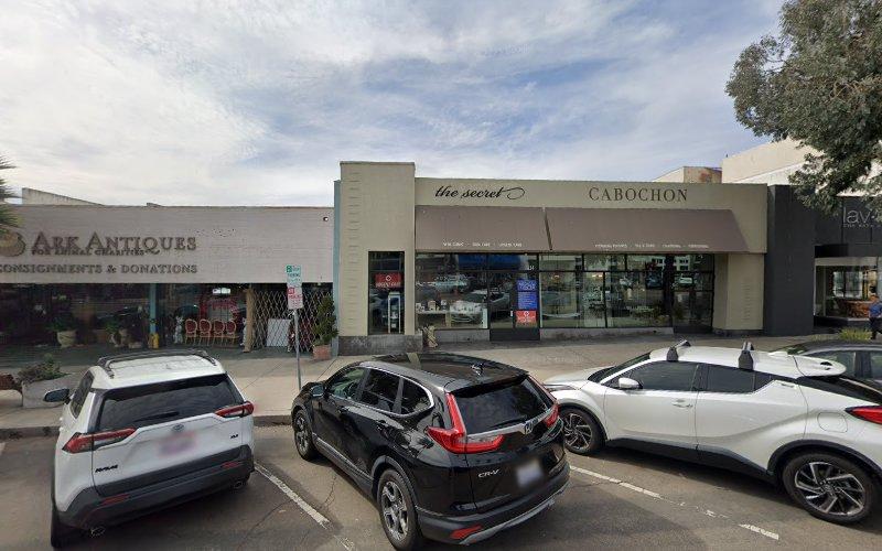 Holistic Traditions Acupuncture and Healing Arts clinic