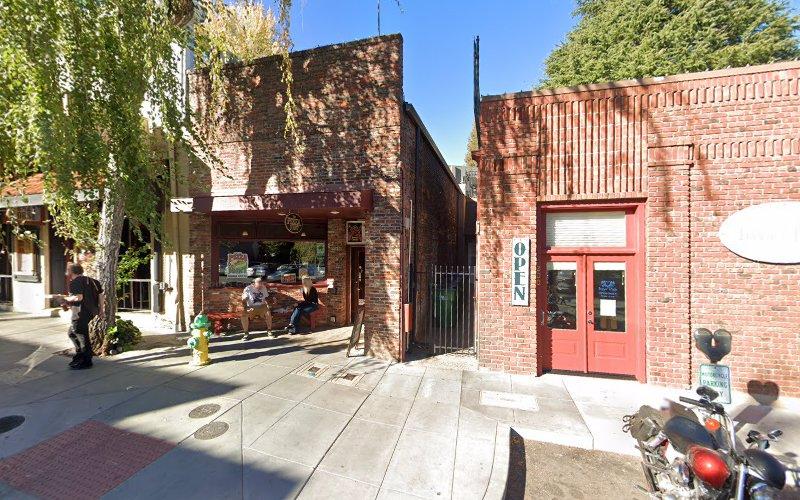 China Roberson, L. Ac., Diplomate of Oriental Medicine clinic