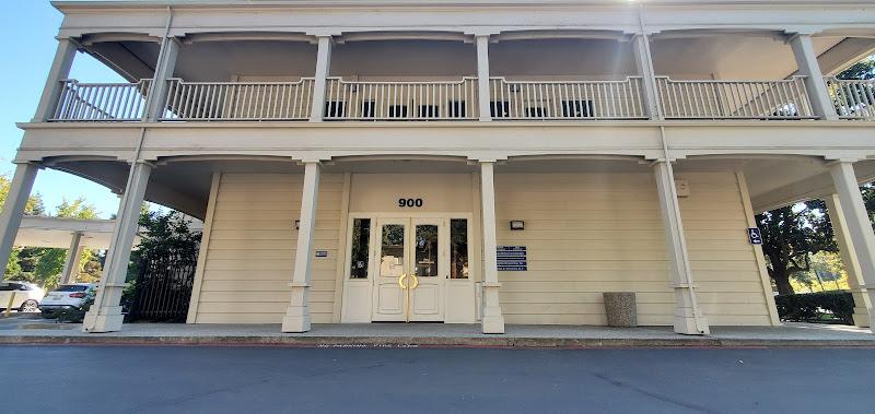 EAST Acupuncture & Integrative Medicine clinic