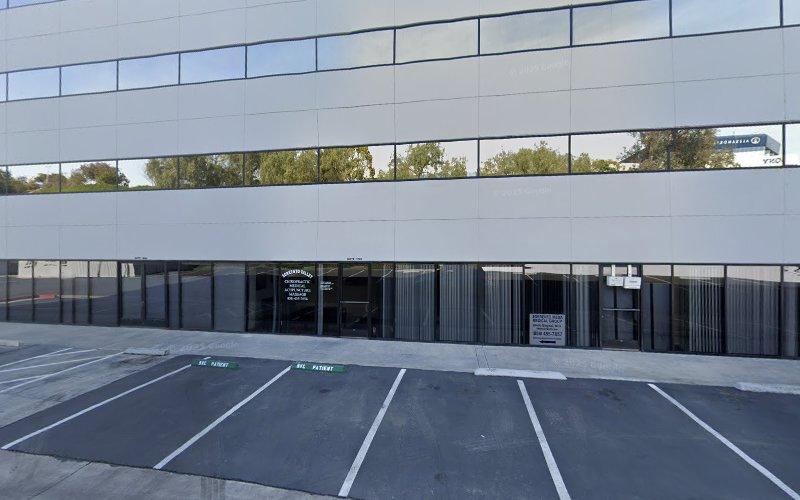 Andrea Beck, L.Ac: Sorrento Valley Chiropractic clinic