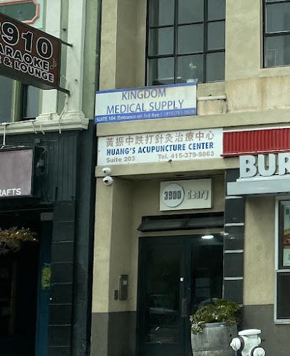 Huang's Holistic Acupuncture Center clinic