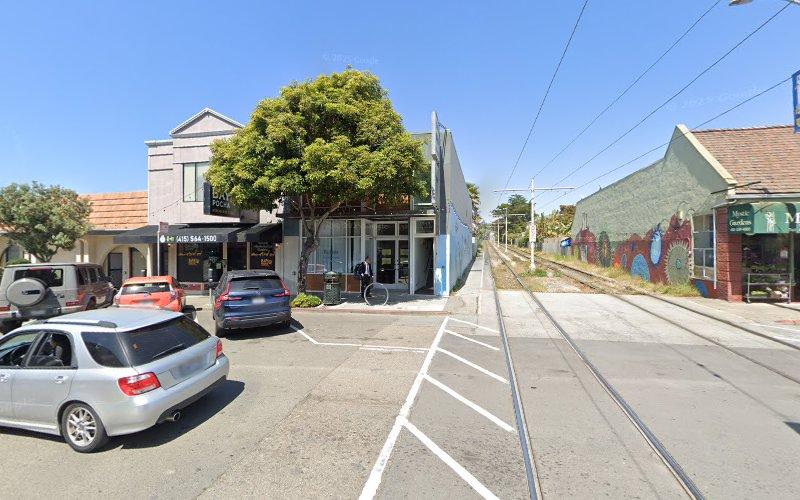 Sharone Franzen, Licensed Acupuncturist clinic