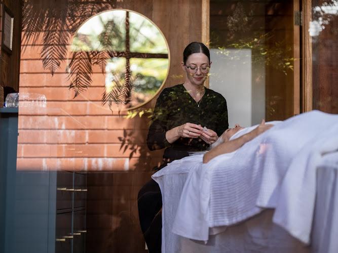 Upala Rose Acupuncture & Facial Therapy clinic