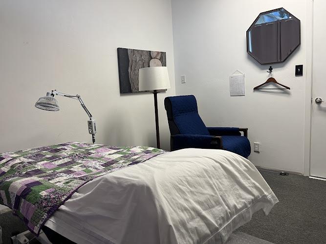 Pang Acupuncture and Wellness clinic