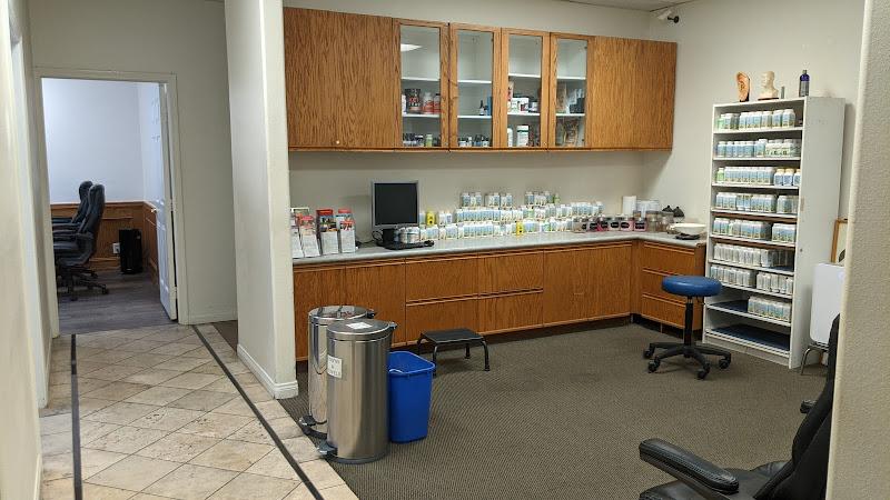 Bruce Pendleberry, OMD, LAc, Dipl. O.M. (NCCAOM) clinic