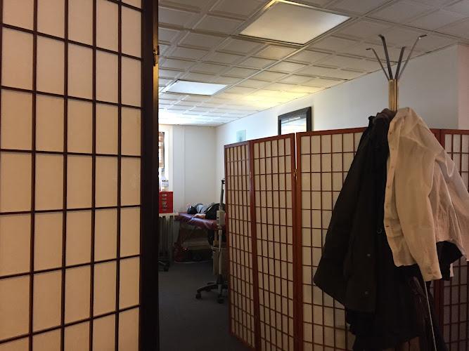 City Acupuncture Circle- Community Acupuncture clinic