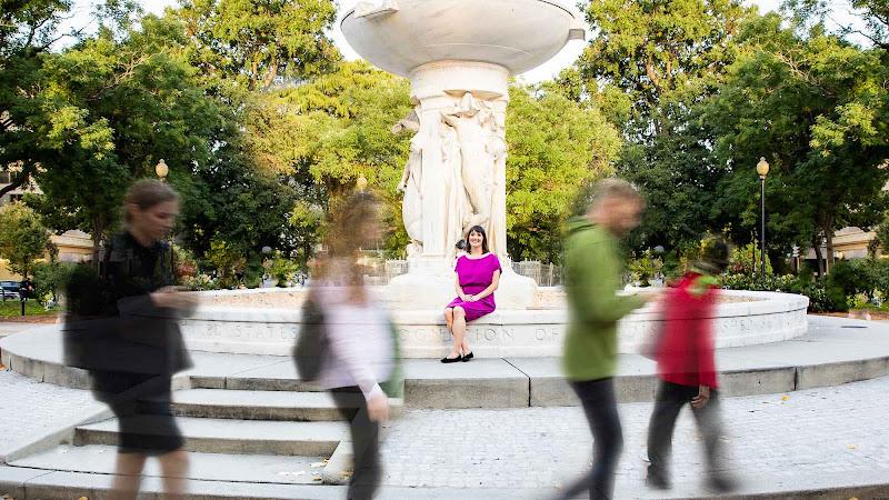 Nicole McLaughlin Acupuncture clinic