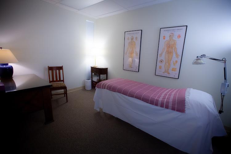 Meghan Schmit Acupuncture and Herbal Medicine clinic