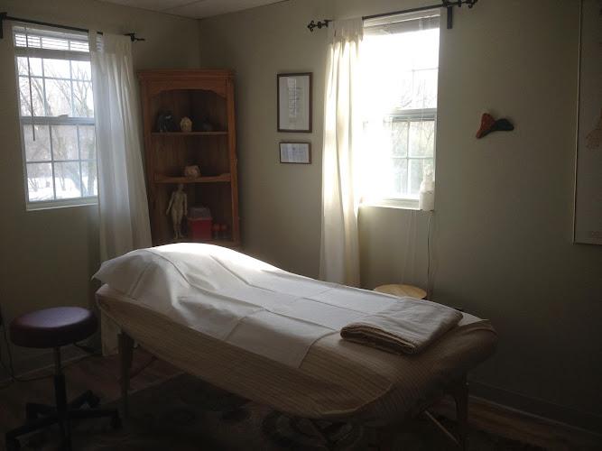 Trish Twiford MAc., LAc. Acupuncturist & Herbalist clinic