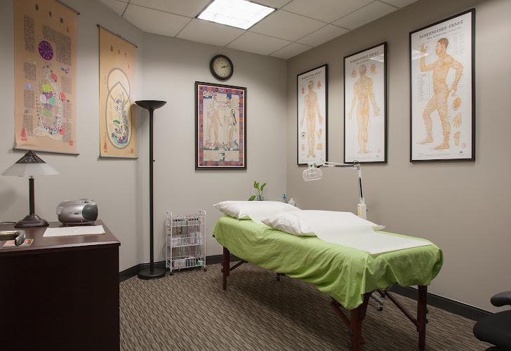Acupuncture Boston - HolliBalance Well-being Center clinic