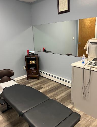 Nguyen Chiropractic and Acupuncture Wellness clinic