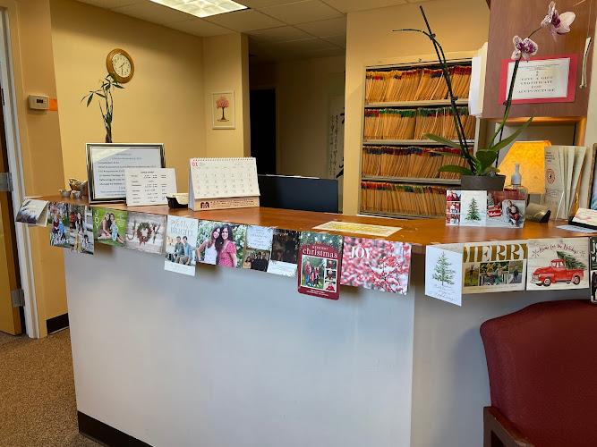 Holmdel Acupuncture & Herbal Medicine Center clinic