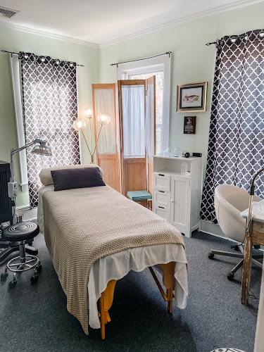 Jill Russo Acupuncture and AIM Physical Therapy clinic