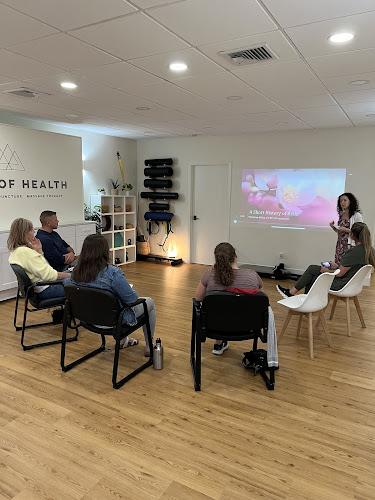 House of Health - Chiropractic, Acupuncture & Massage Therapy - Dr. Caitlin Brown clinic