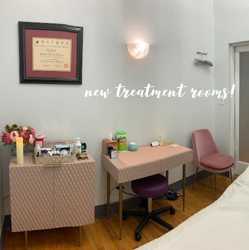 Juliette Aiyana, L.Ac. Traditional Chinese Medicine Herbalist clinic