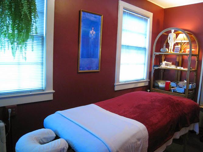 Healthy Living Acupuncture, Amanda Lewis, L.Ac. clinic