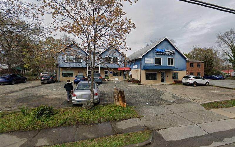 Stacy Hewitt LAc Acupuncture & Massage Therapy clinic