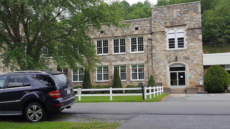 Jung Tao School of Classical Chinese Medicine clinic