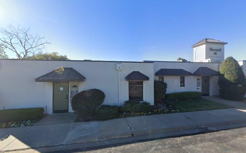 Shenloogian Chiropractic & Acupuncture Clinic clinic